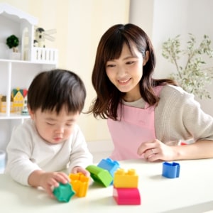 3歳児の室内遊び 発達や保育のねらいに合わせた室内遊びアイデア キラライク
