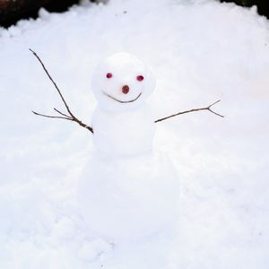 保育園で雪遊びをしよう 子どもが喜ぶ雪遊びの例と注意点 キラライク